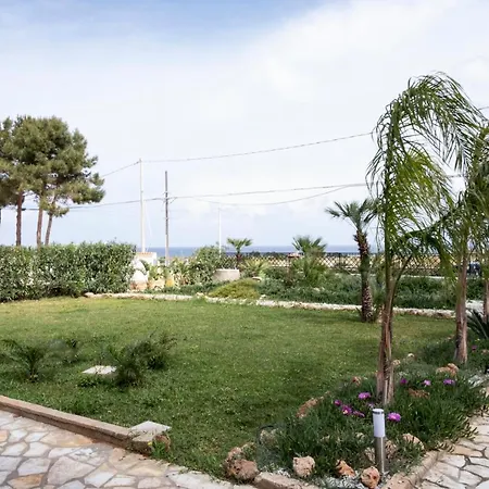Casa Enza Di Fronte La Tonnara Holiday home